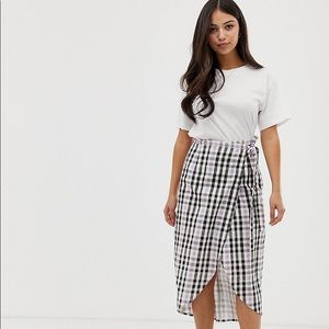 💜PETITE WRAP MIDI SKIRT WITH TIE IN GINGHAM💜